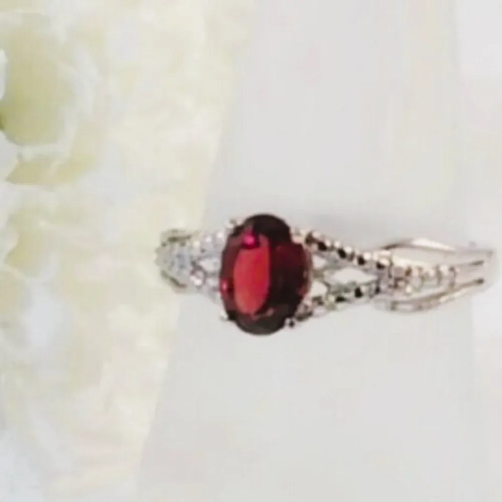 Garnet Ring 1.0 Carat Size 6-1/4
